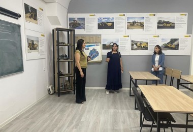 gallery pic